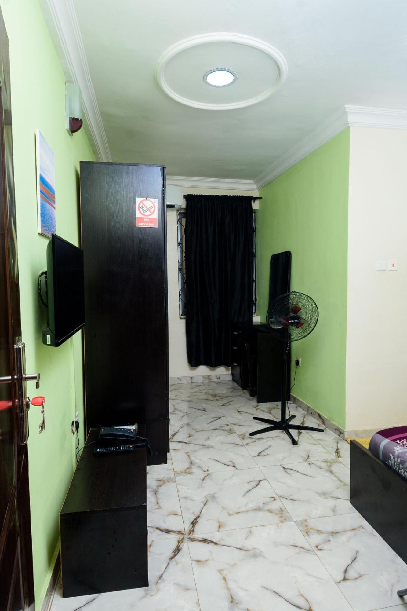 D'Tavern Apartment Ibadan Exterior photo